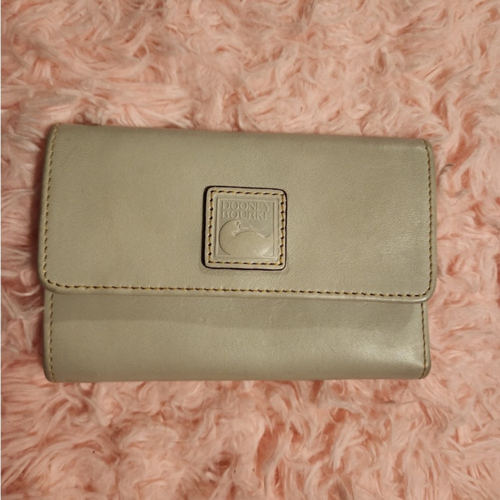 Vintage Dooney & Bourke Wallet